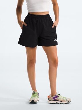 THE NORTH FACE Women’s TNF™ Easy Wind Shorts SIZE: XS